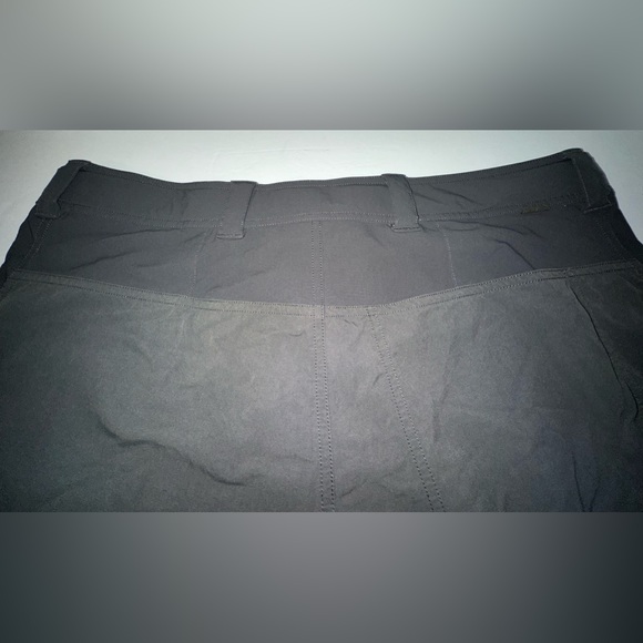 REI Co-op Belted Shorts Men’s size 40 Gray Stretch Performance Outdoor Hiking - Picture 6 of 12